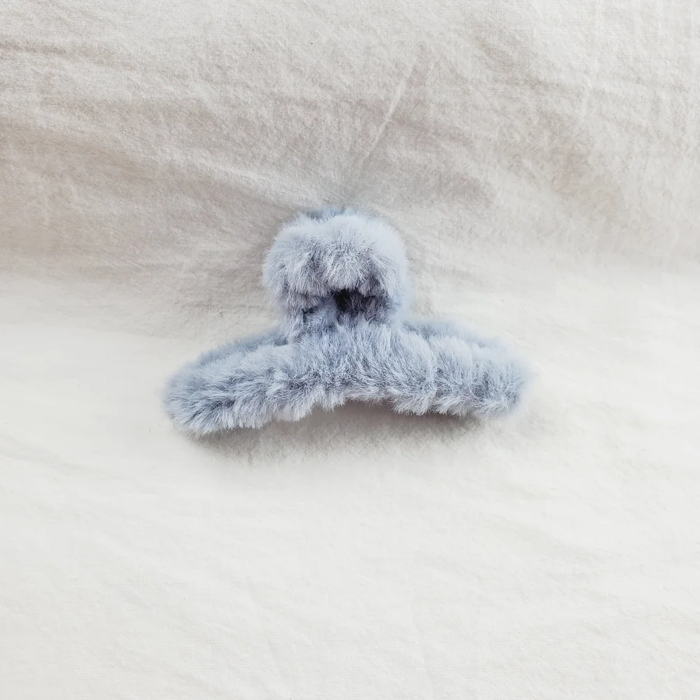 Plush hair claw clip hair accessories